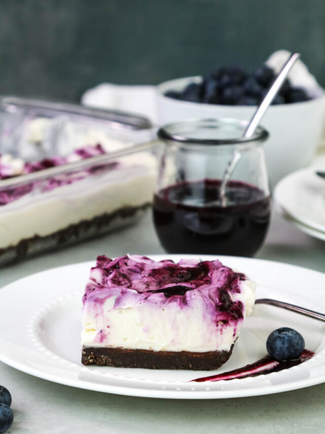 The best no bake blueberry cheesecake bars story